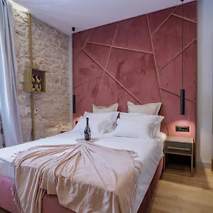 Bed & Breakfast Heritage Olympic Dream, Split